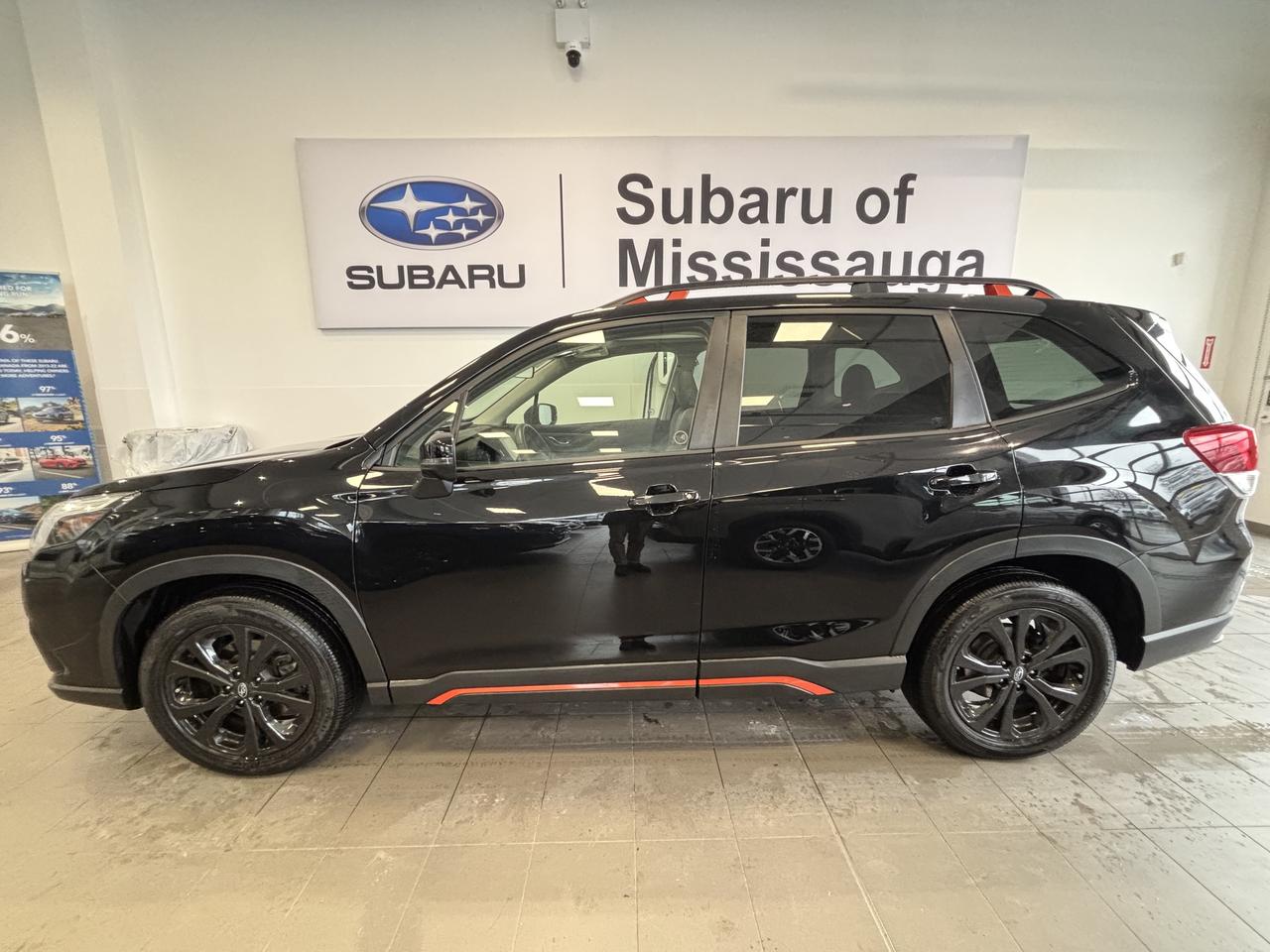 2024 Subaru Forester SPORT   CLEAN CARFAX   1 OWNER   SUNROOF    CAMERA Photo3