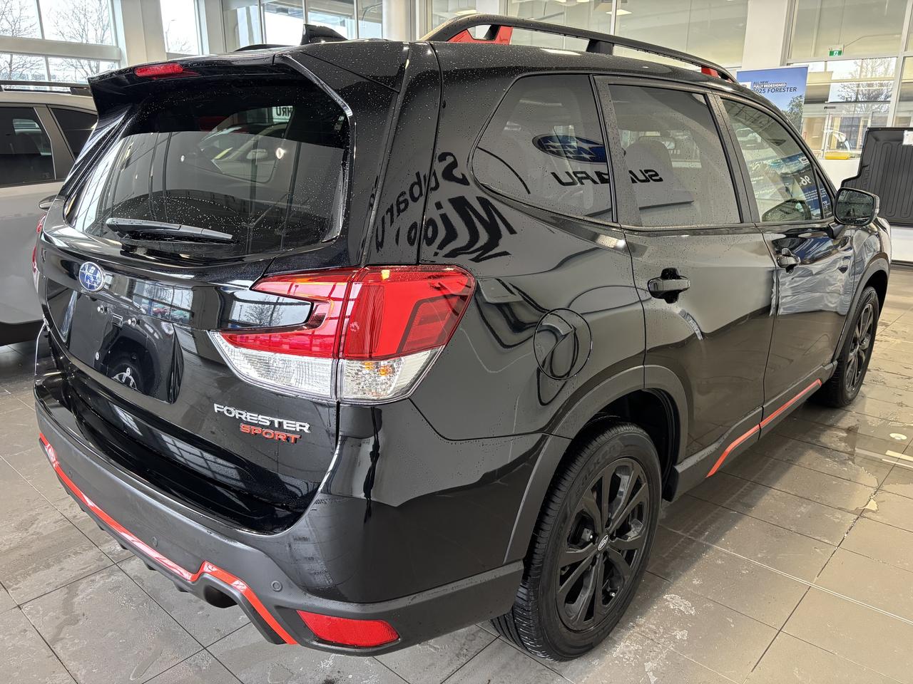 2024 Subaru Forester SPORT   CLEAN CARFAX   1 OWNER   SUNROOF    CAMERA Photo