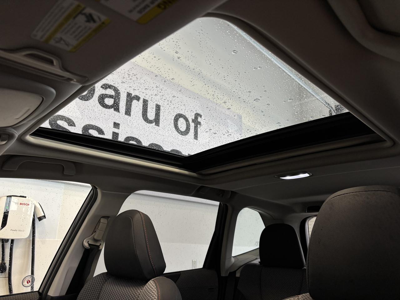 2024 Subaru Forester SPORT   CLEAN CARFAX   1 OWNER   SUNROOF    CAMERA Photo