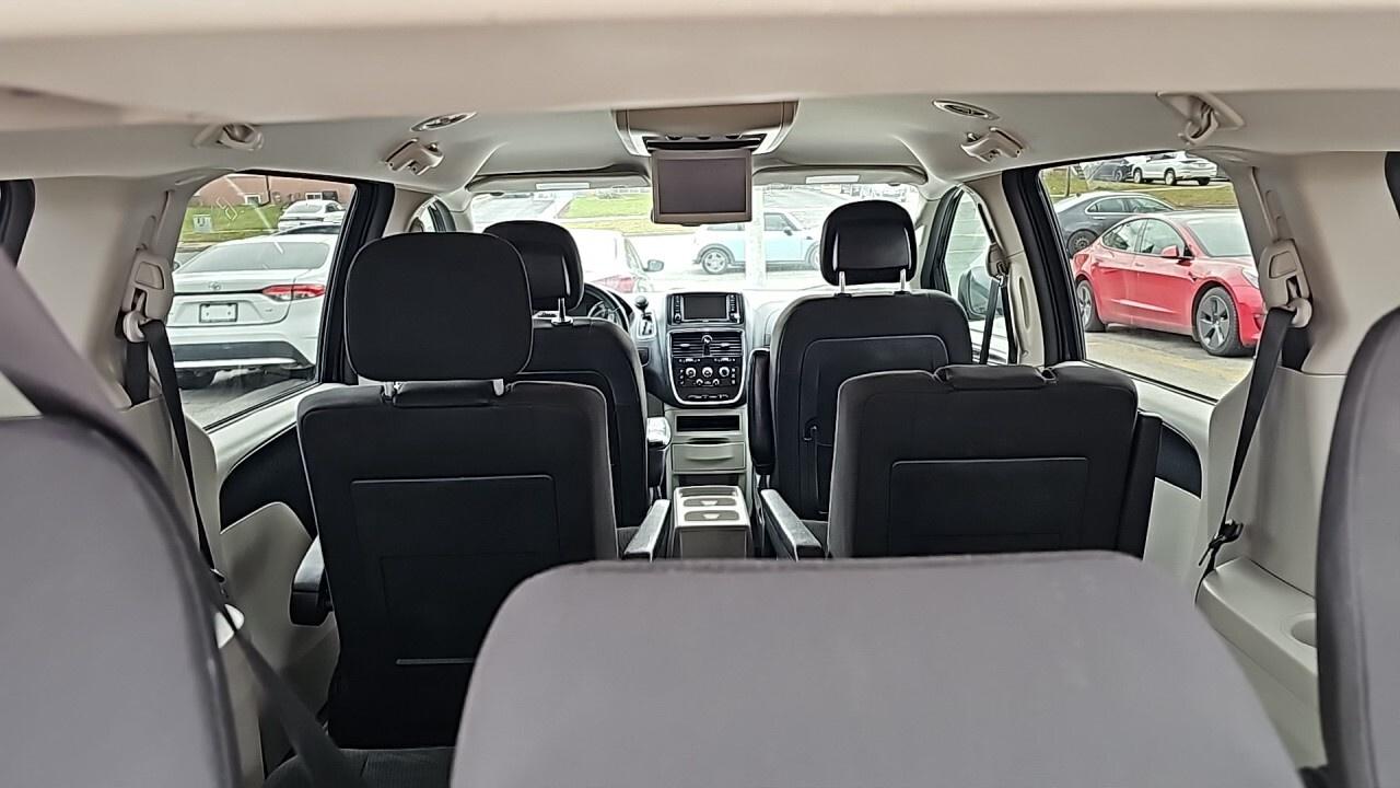 2017 Dodge Grand Caravan 4dr Wgn SXT/DVD/Power Sliding Doors/Power Tail Gat Photo