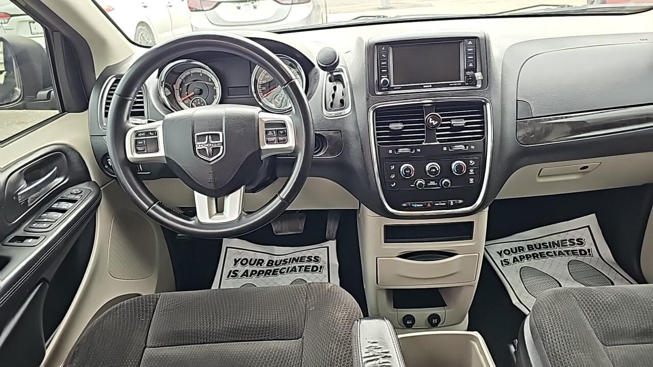 2017 Dodge Grand Caravan 4dr Wgn SXT/DVD/Power Sliding Doors/Power Tail Gat Photo