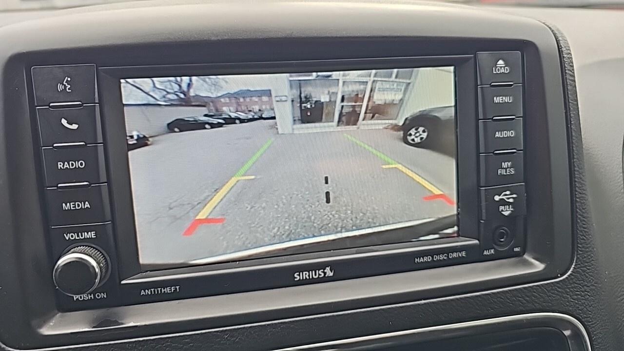 2017 Dodge Grand Caravan 4dr Wgn SXT/DVD/Power Sliding Doors/Power Tail Gat Photo