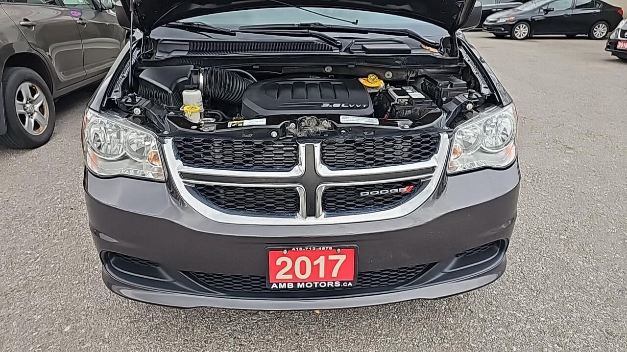 2017 Dodge Grand Caravan 4dr Wgn SXT/DVD/Power Sliding Doors/Power Tail Gat Photo