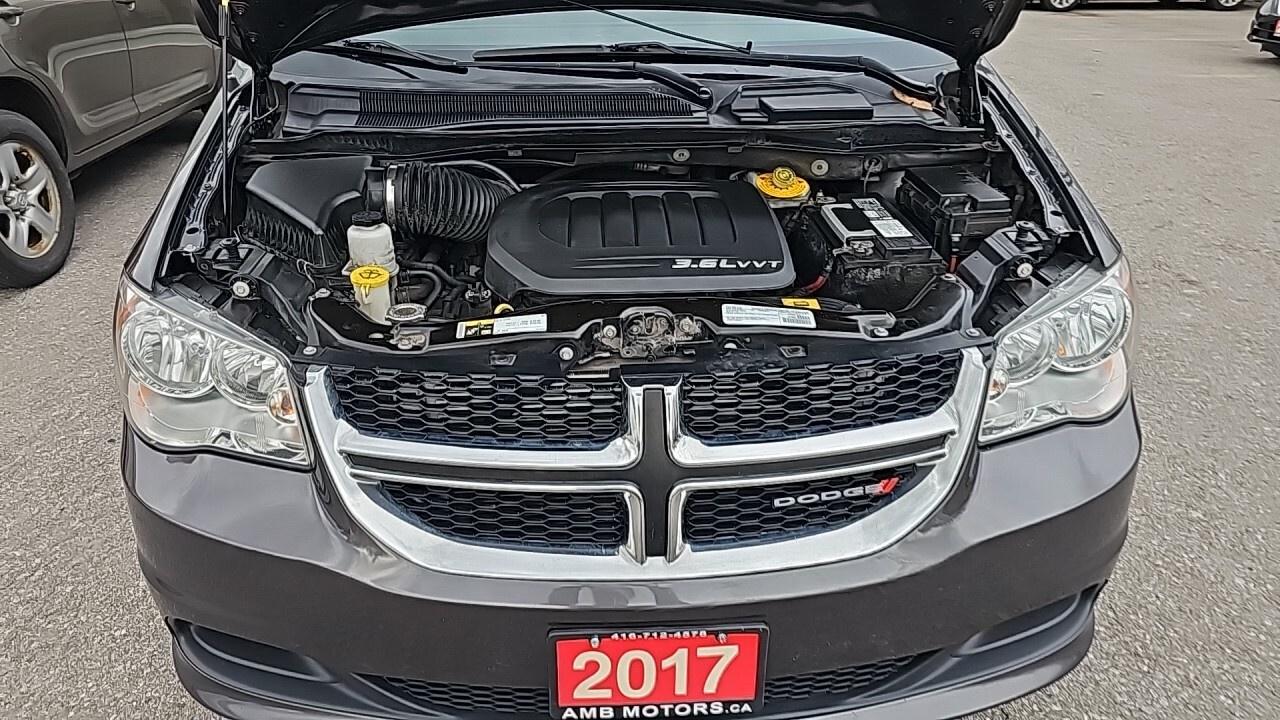 2017 Dodge Grand Caravan 4dr Wgn SXT/DVD/Power Sliding Doors/Power Tail Gat Photo