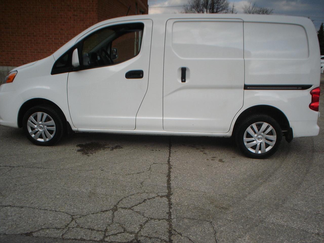 2020 Nissan NV200 S Photo