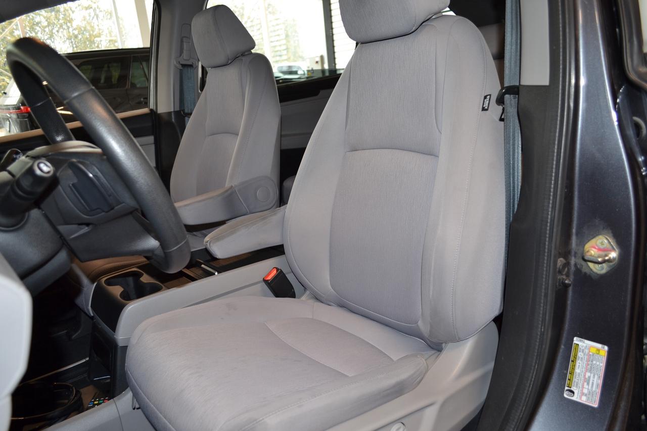 2018 Honda Odyssey EX Photo