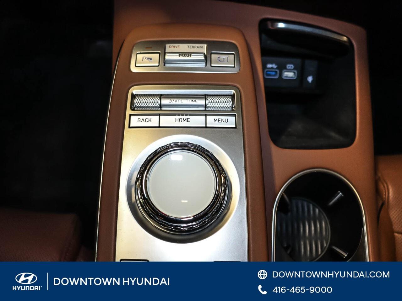 2025 Genesis GV70 2.5T Advanced Plus AWD Photo