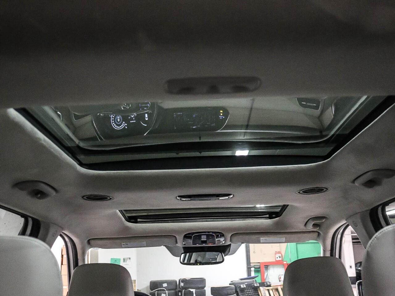 2022 Hyundai PALISADE Ultimate Calligraphy 7-Passenger AWD Photo