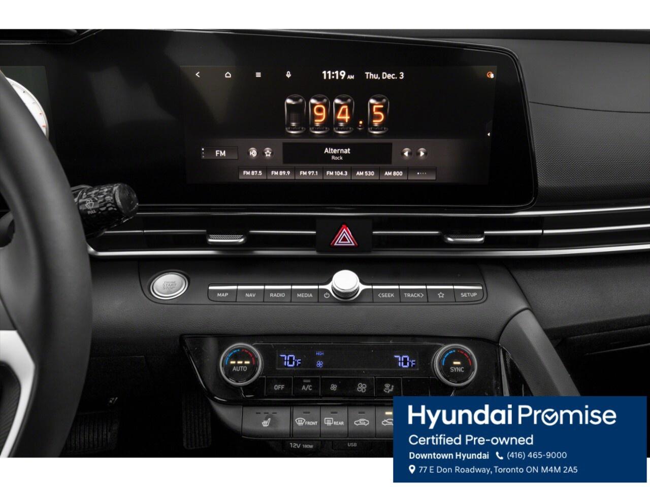 2023 Hyundai Elantra Luxury IVT Photo