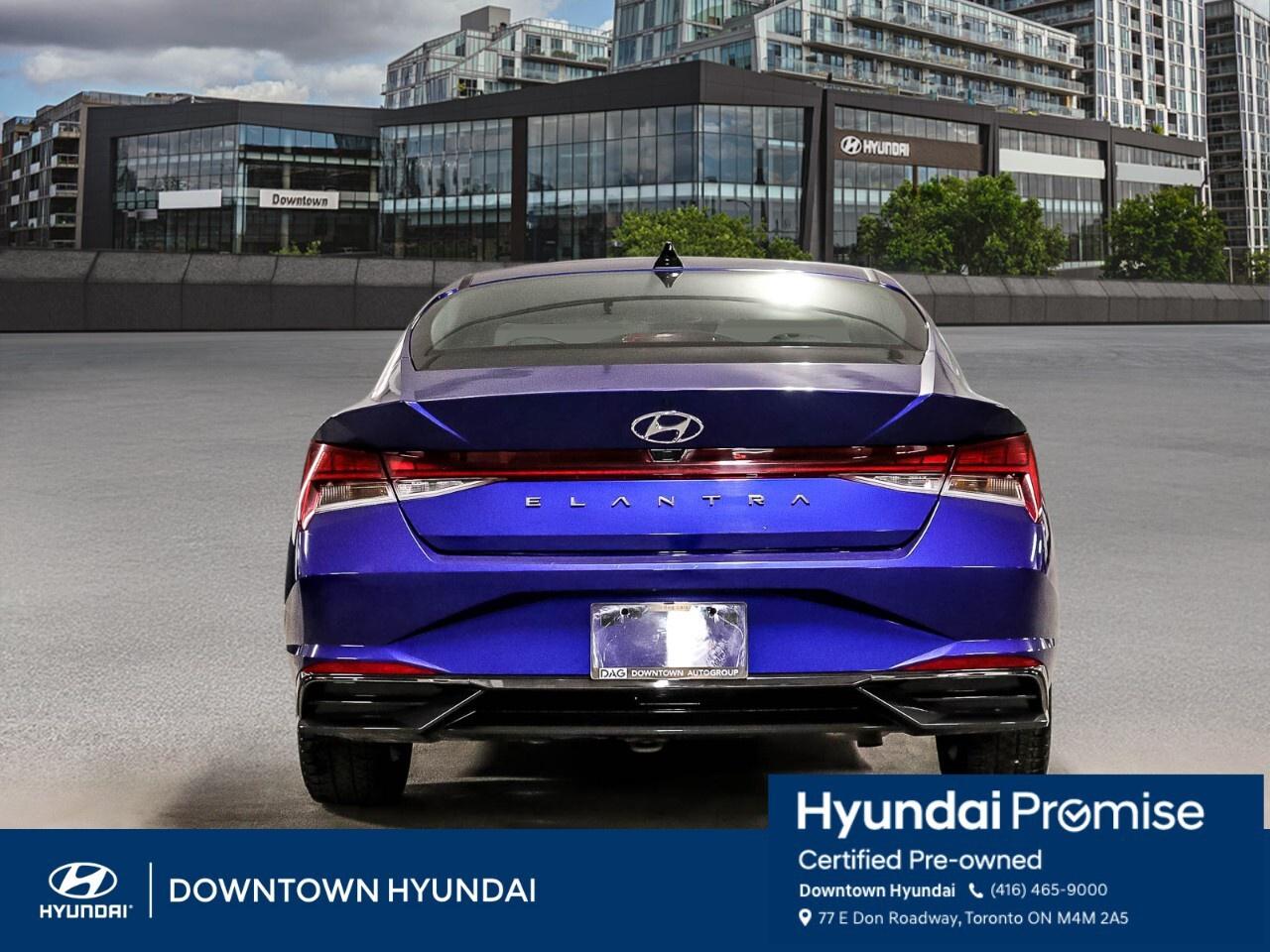 2023 Hyundai Elantra Luxury IVT Photo