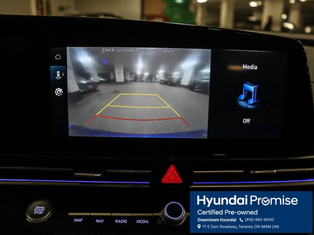 2023 Hyundai Elantra Luxury IVT Photo