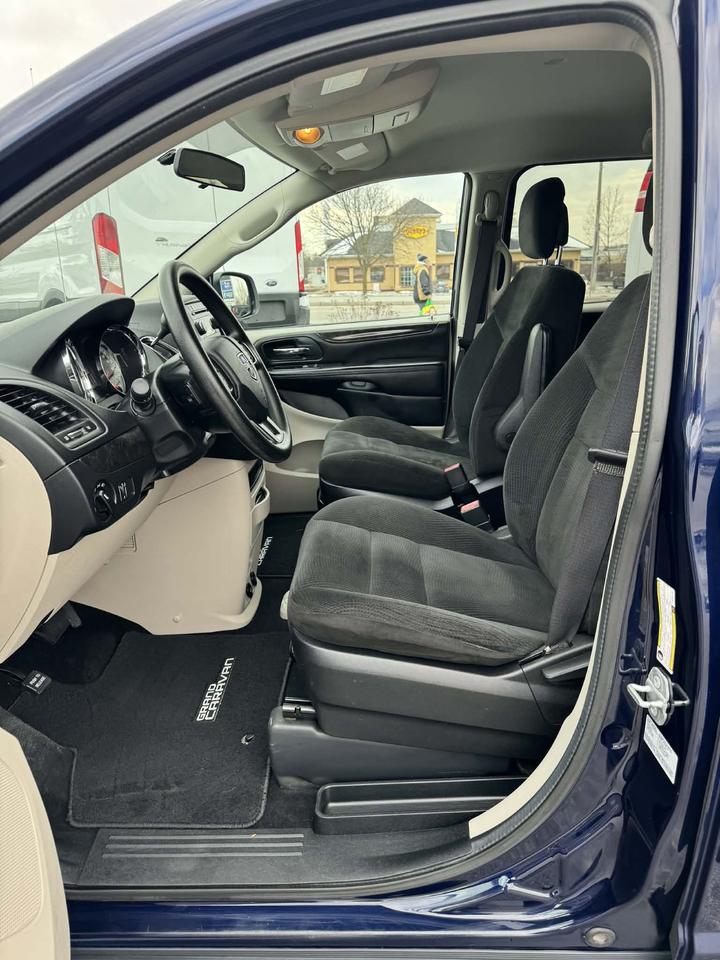 2016 Dodge Grand Caravan 4dr Wgn SXT Photo