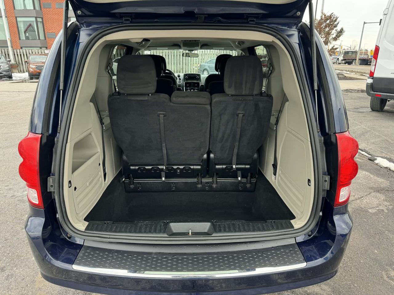 2016 Dodge Grand Caravan 4dr Wgn SXT Photo