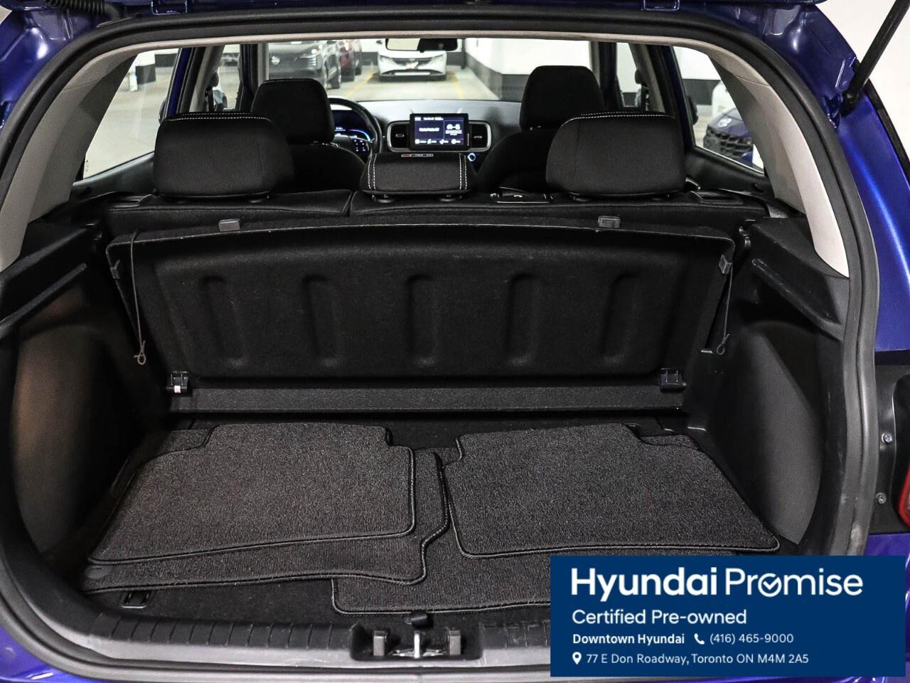 2023 Hyundai Venue Preferred IVT Photo