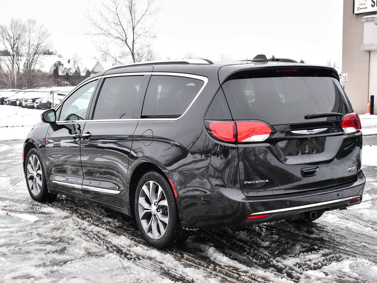 2020 Chrysler Pacifica Limited Photo
