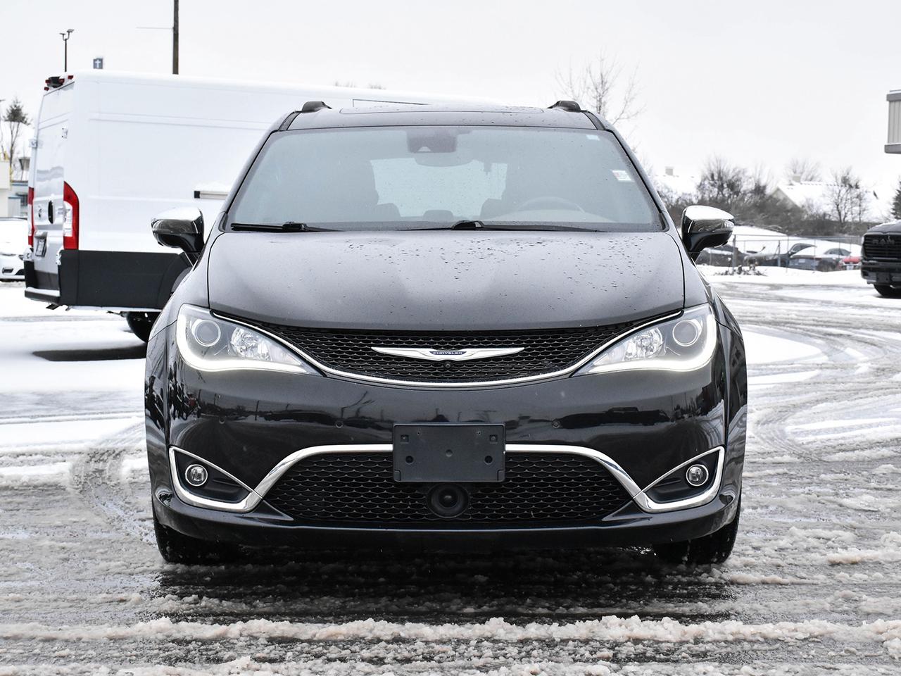 2020 Chrysler Pacifica Limited Photo
