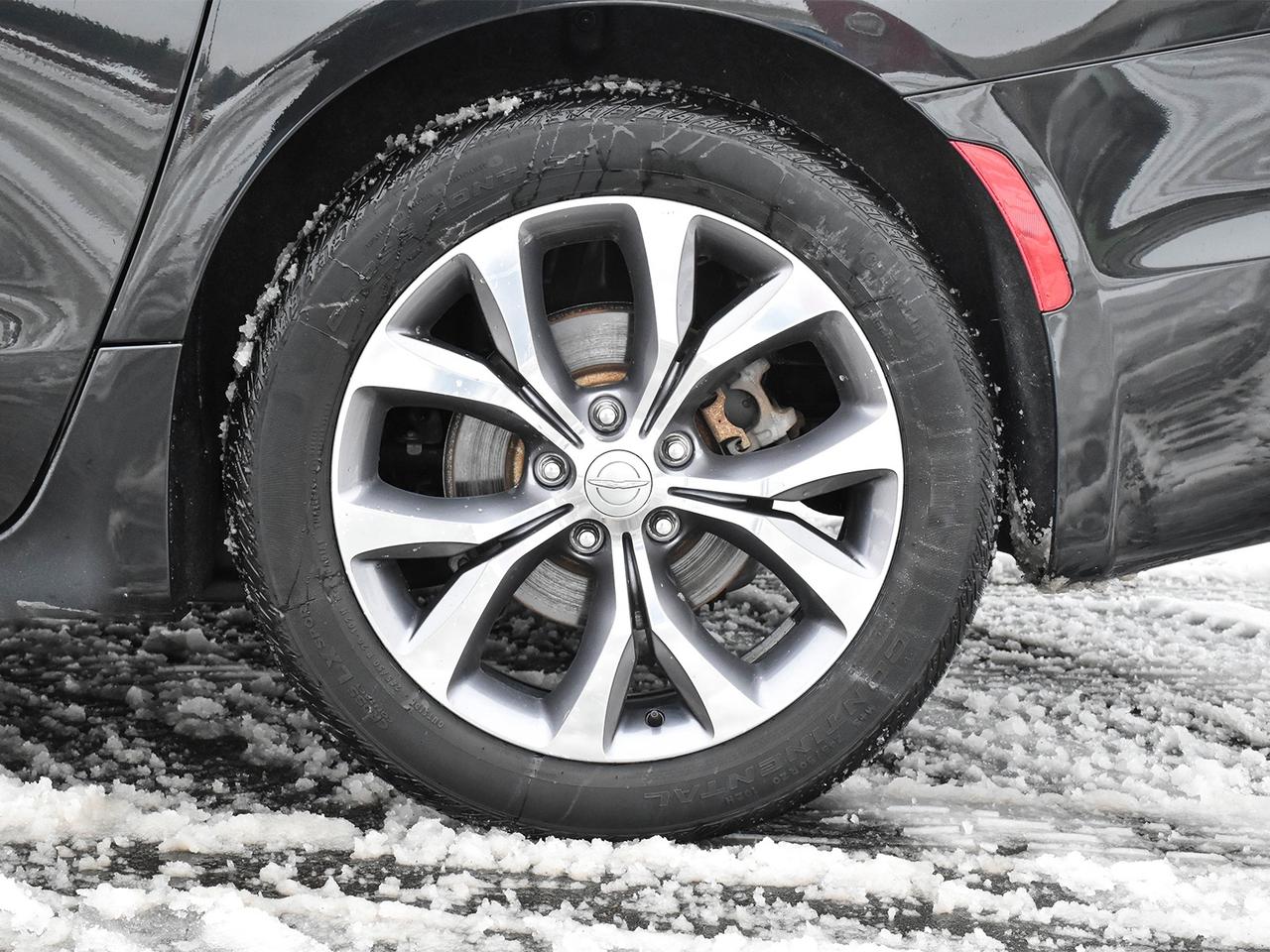 2020 Chrysler Pacifica Limited Photo