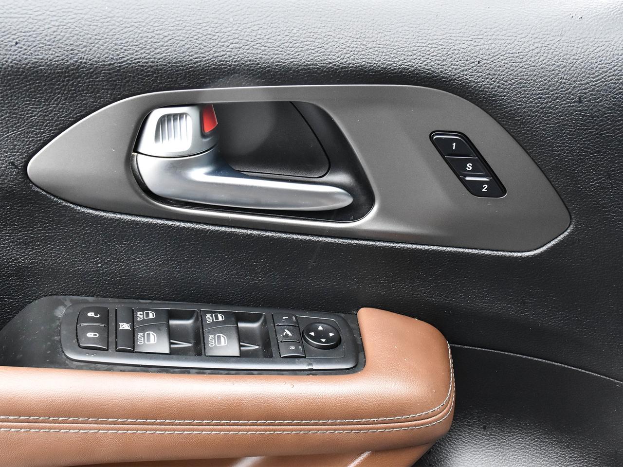 2020 Chrysler Pacifica Limited Photo