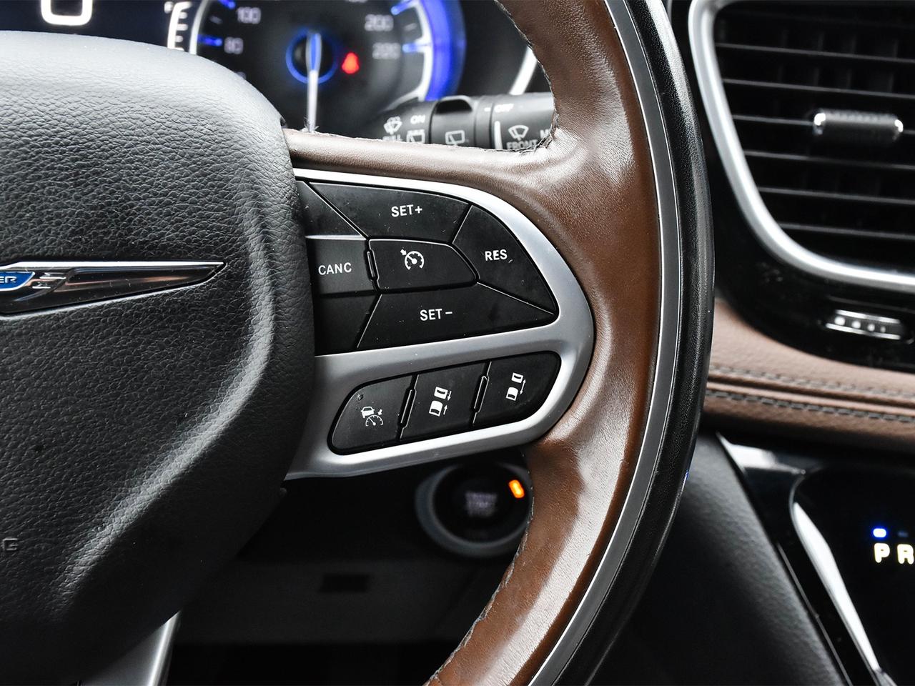 2020 Chrysler Pacifica Limited Photo