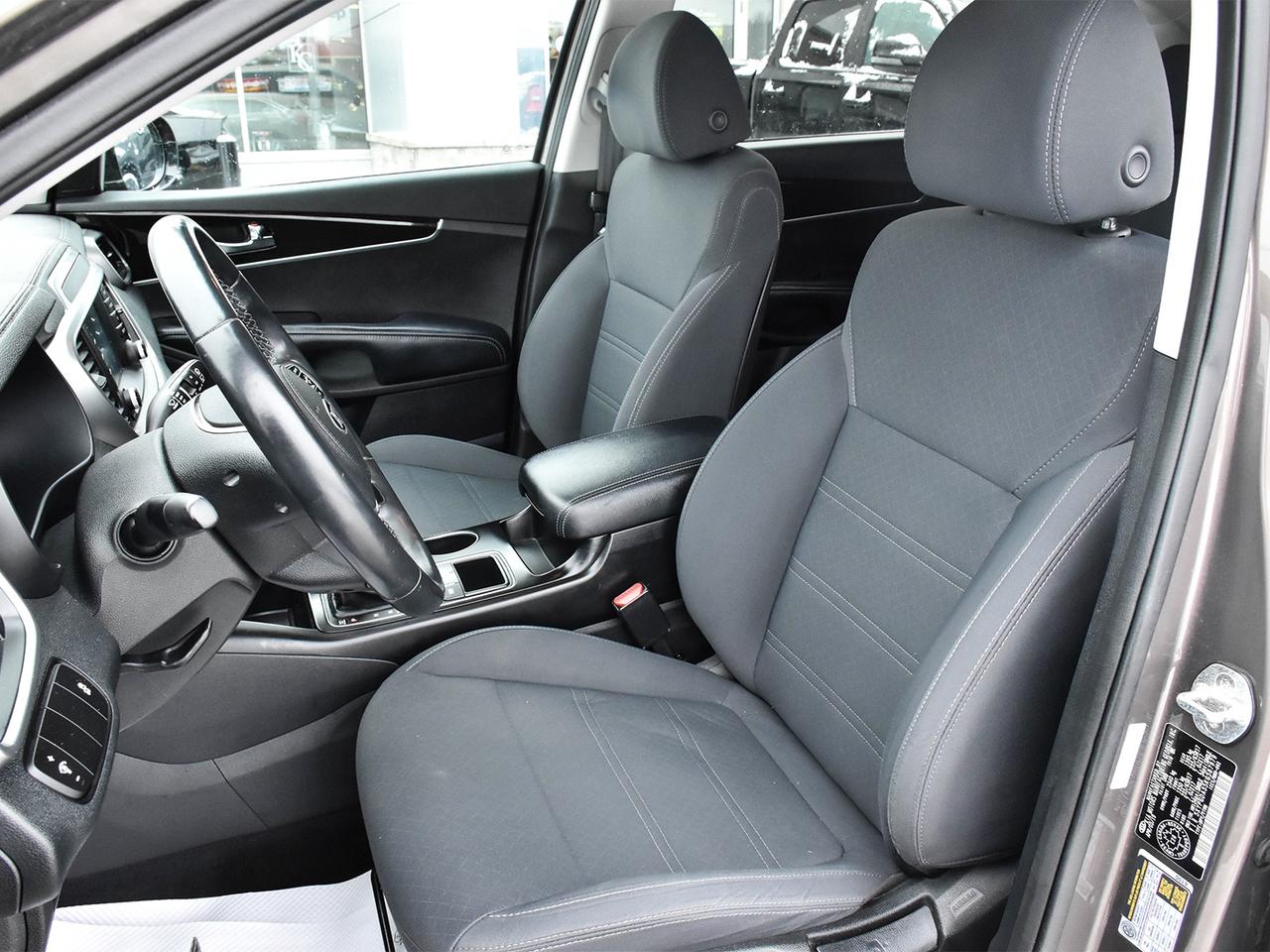 2019 Kia Sorento LX Photo