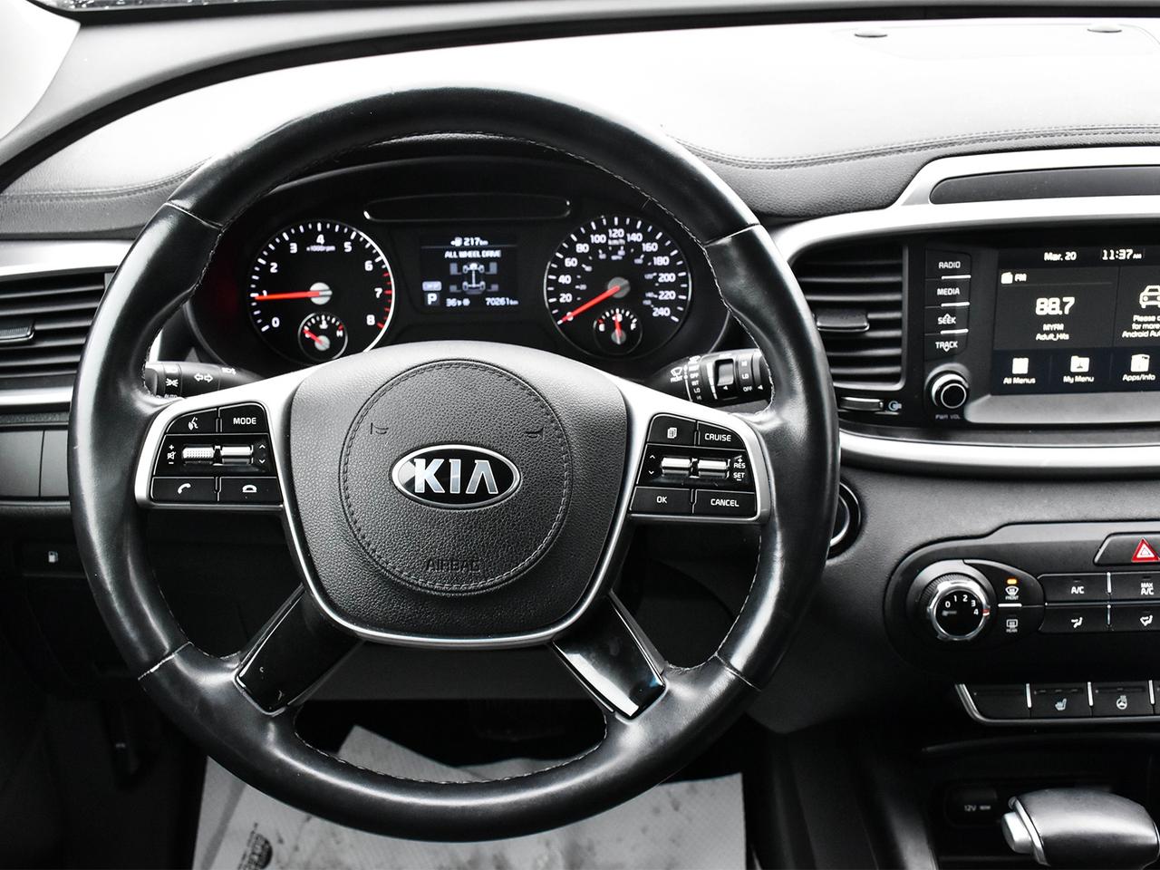 2019 Kia Sorento LX Photo