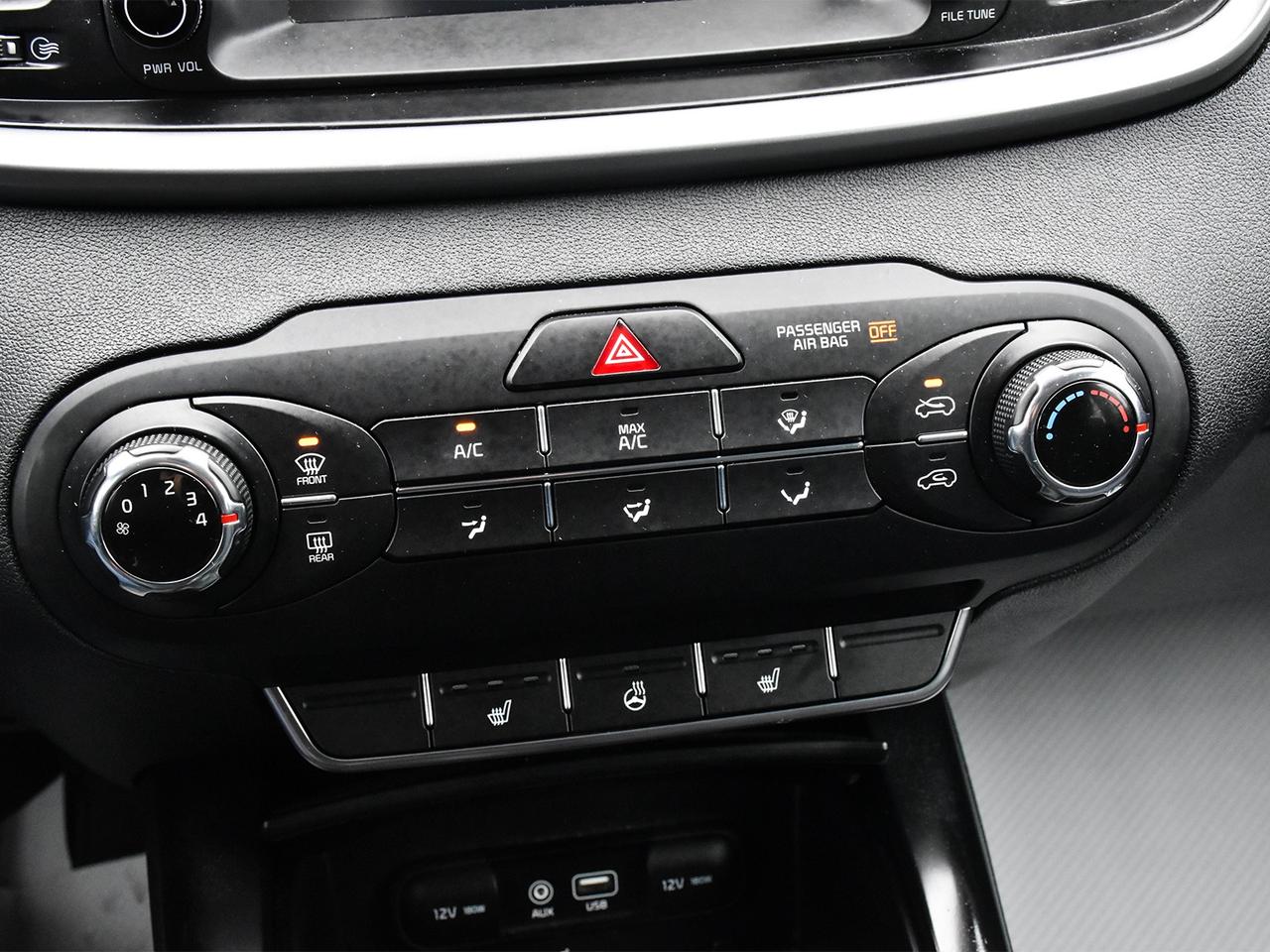 2019 Kia Sorento LX Photo