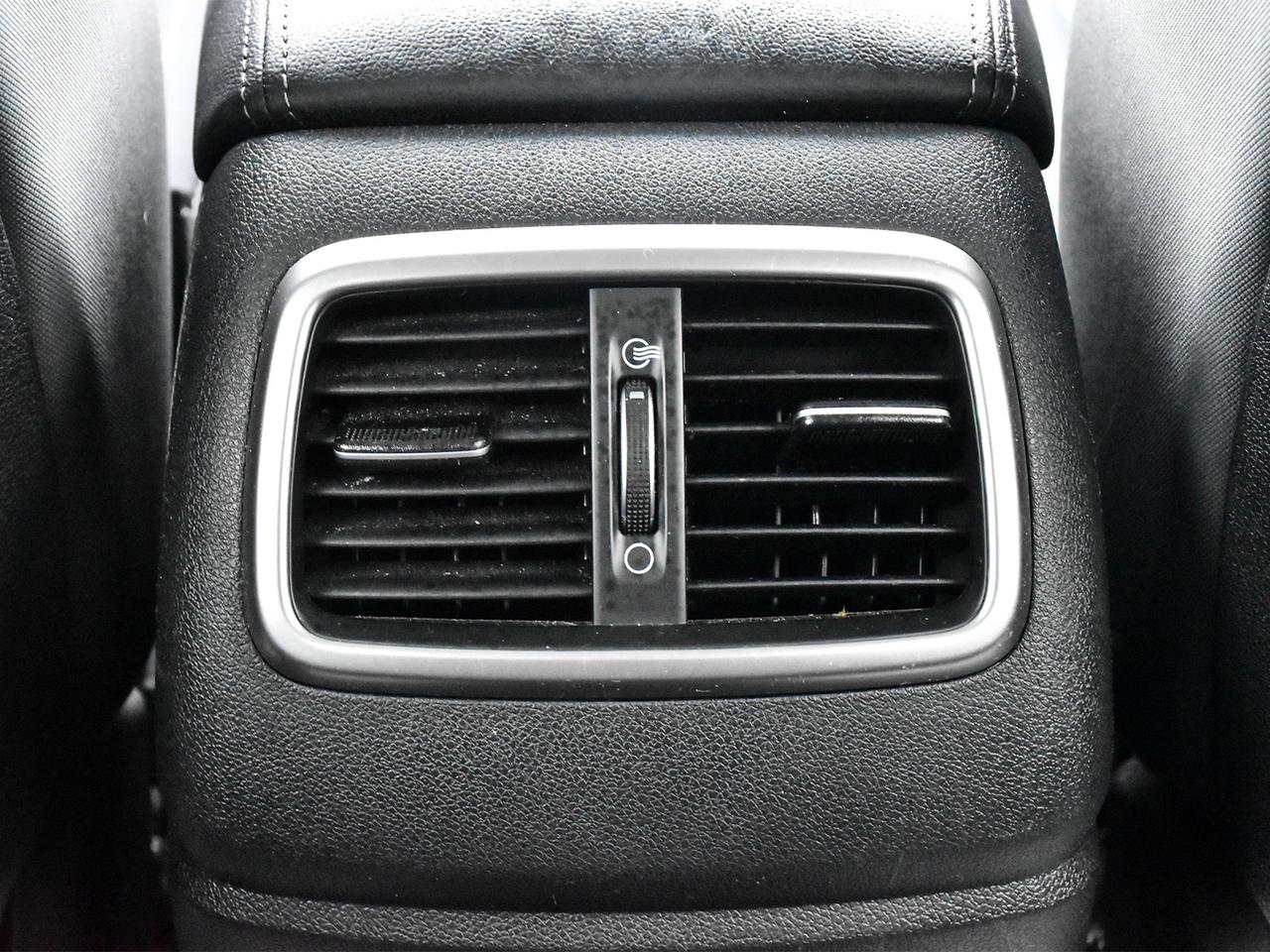 2019 Kia Sorento LX Photo