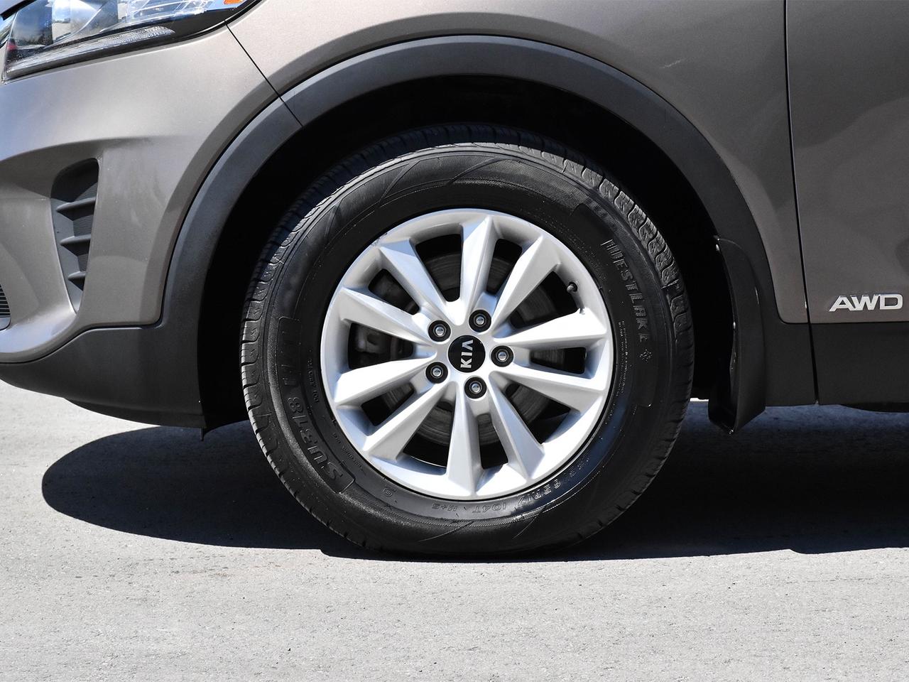 2019 Kia Sorento LX Photo