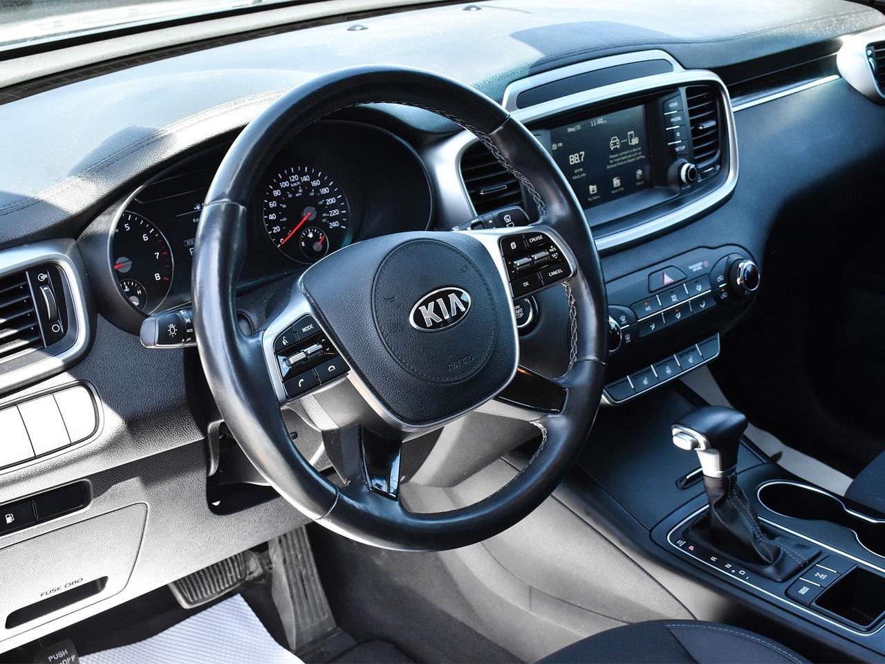 2019 Kia Sorento LX Photo