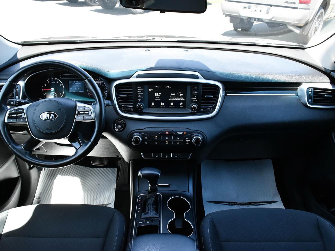 2019 Kia Sorento LX Photo