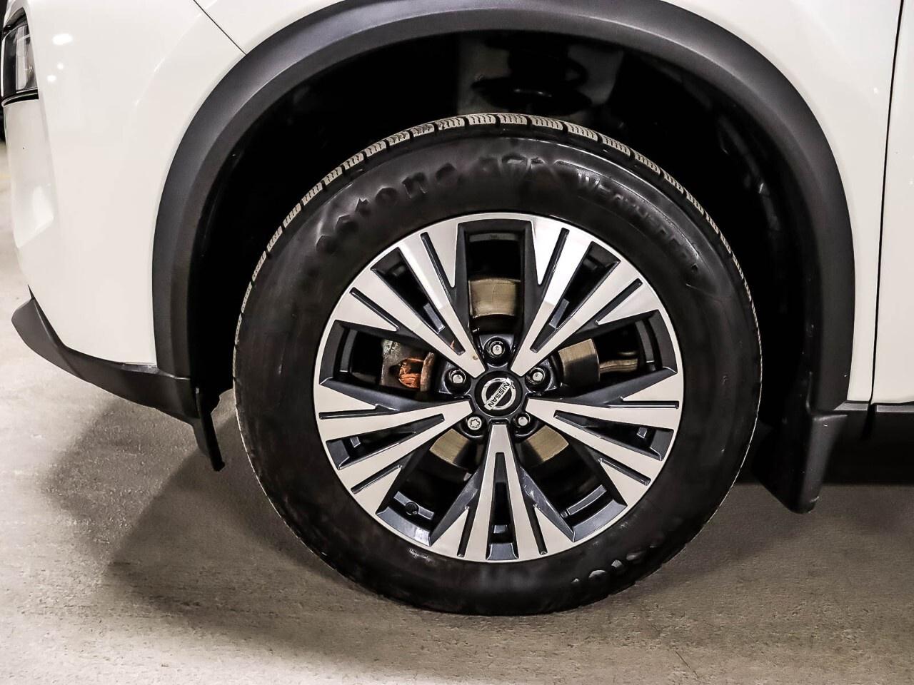 2021 Nissan Rogue SV Photo