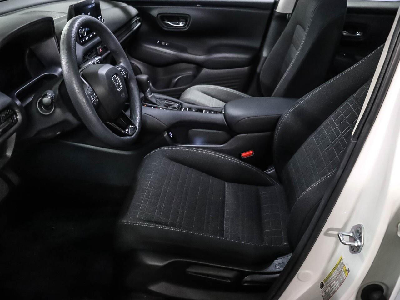 2023 Honda HR-V LX 2WD CVT Photo
