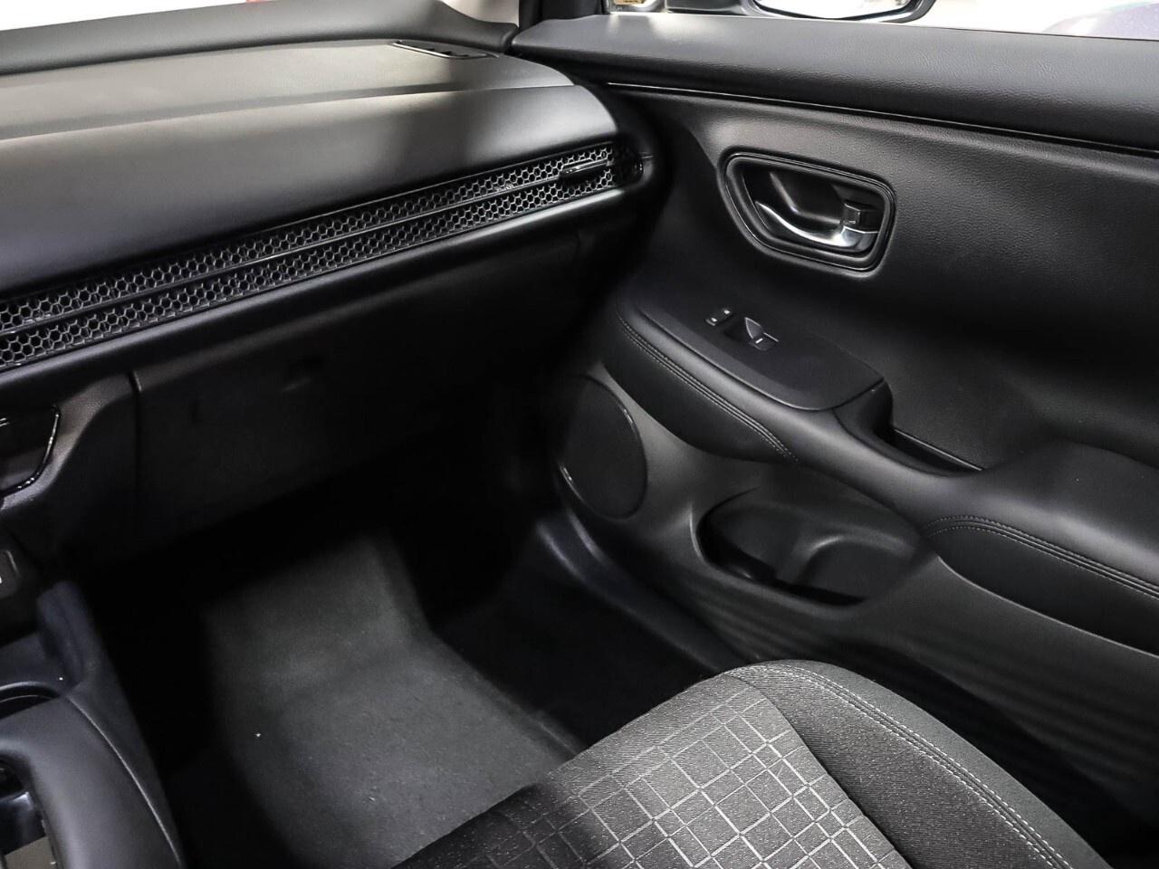 2023 Honda HR-V LX 2WD CVT Photo