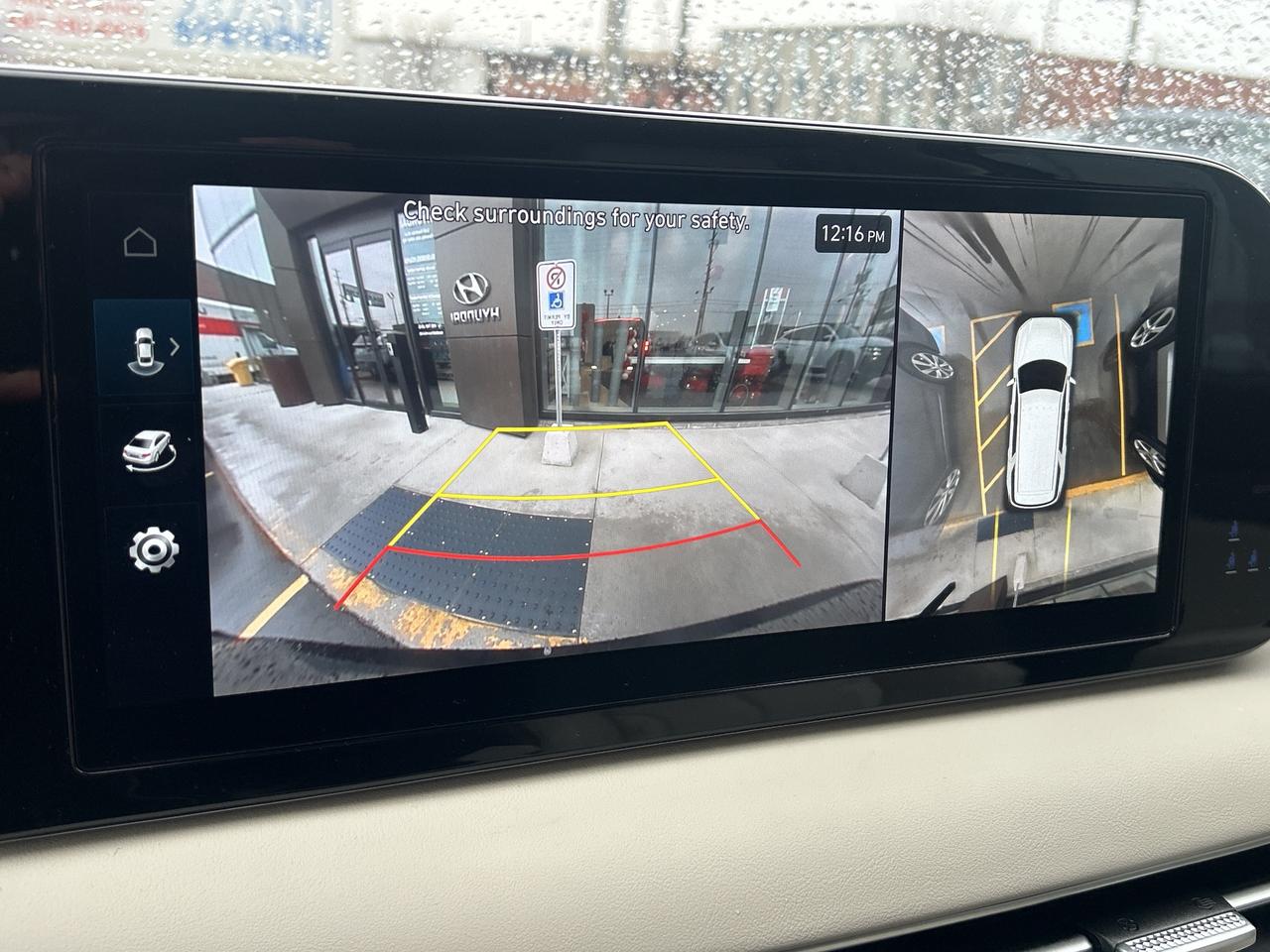 2025 Hyundai PALISADE Ultimate w-Beige Int   Starting from 5.29% OAC Photo