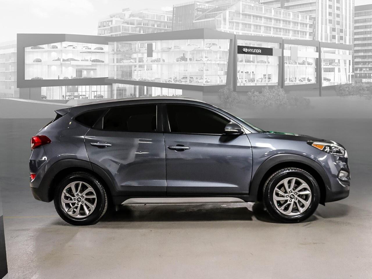 2018 Hyundai Tucson 2.0L PREMIUM FWD Photo2