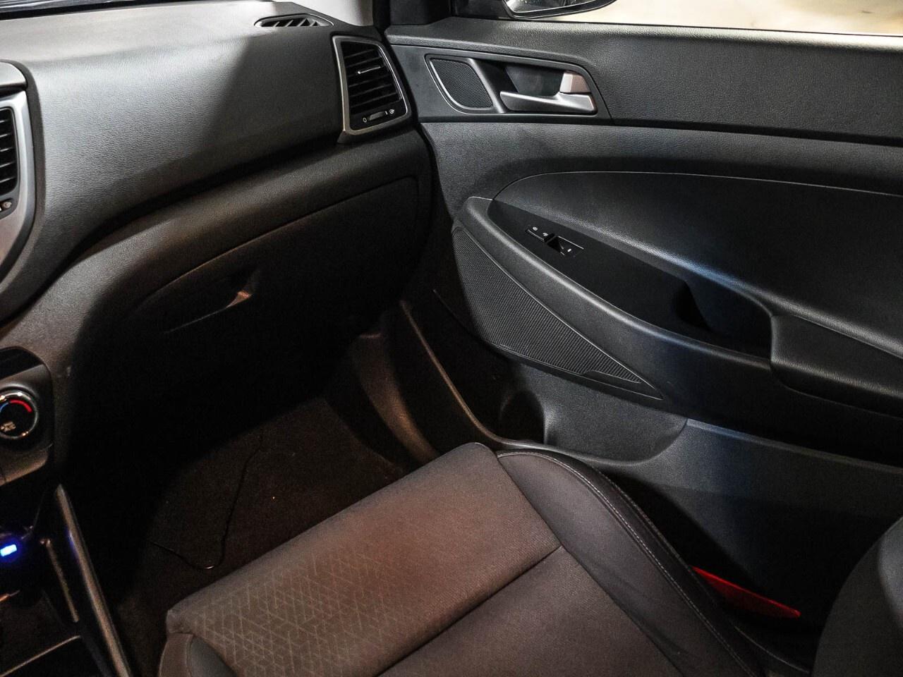 2018 Hyundai Tucson 2.0L PREMIUM FWD Photo