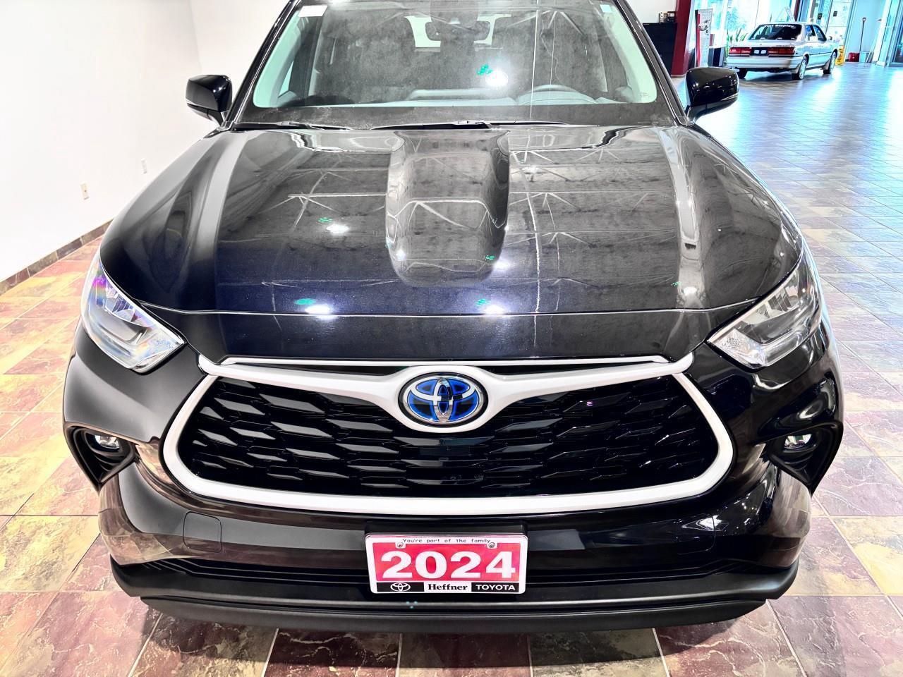 2024 Toyota Highlander Hybrid XLE Photo