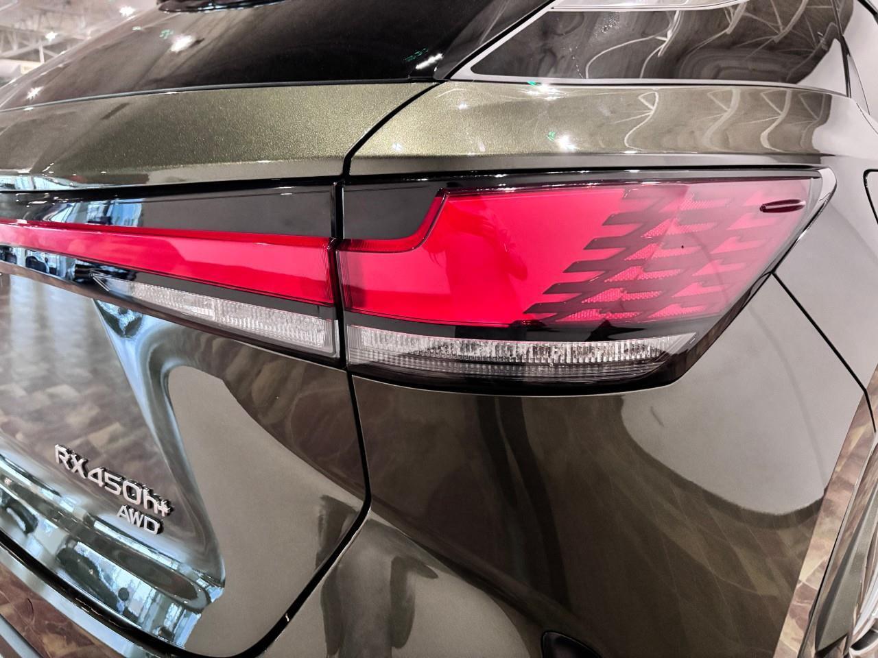 2024 Lexus RX 450h+ Carfax Clean   One Owner Photo