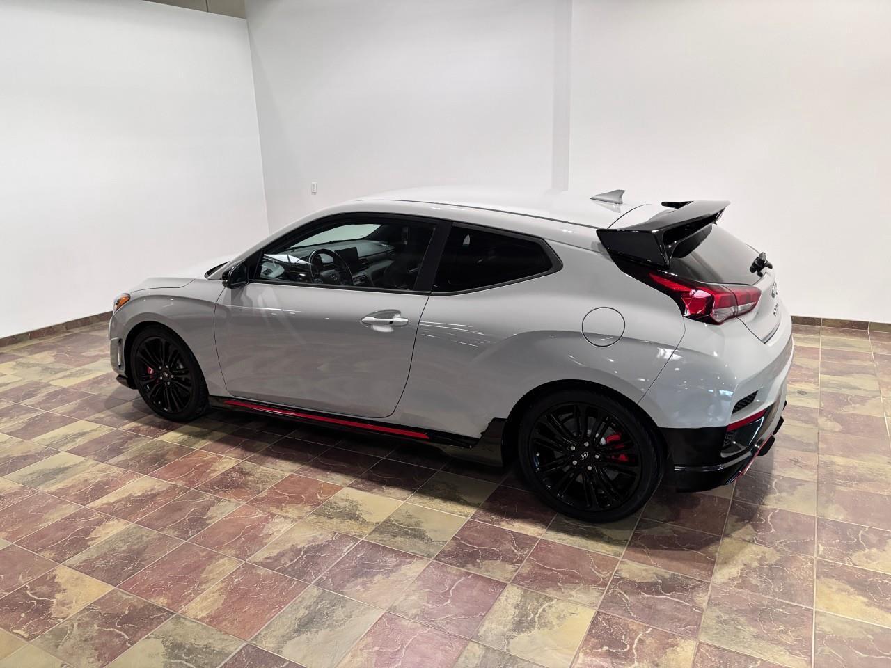 2021 Hyundai Veloster N N Photo4