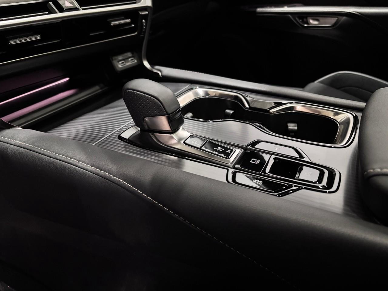 2025 Lexus RX 500H Carfax Clean   One Owner Photo