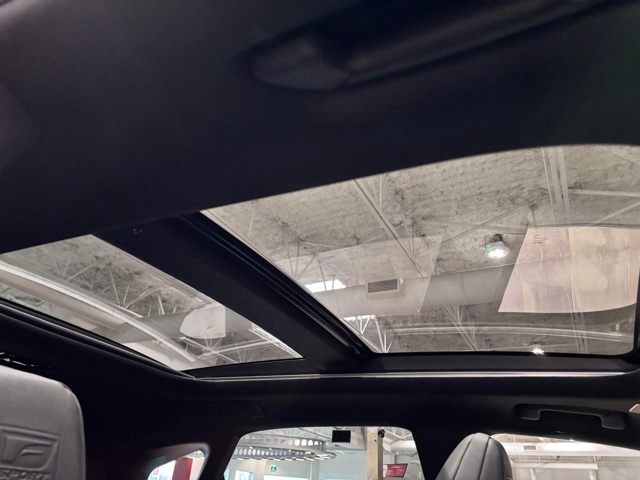 2025 Lexus RX 500H Carfax Clean   One Owner Photo