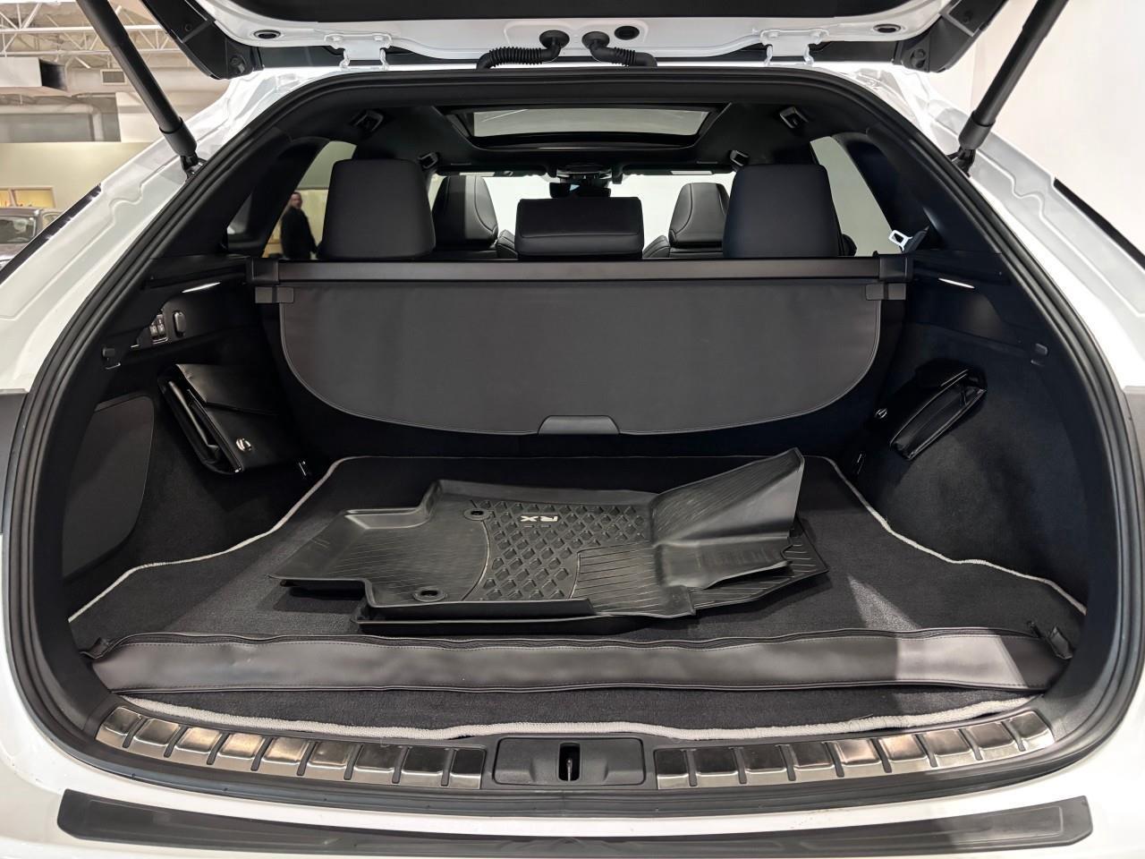 2025 Lexus RX 500H Carfax Clean   One Owner Photo