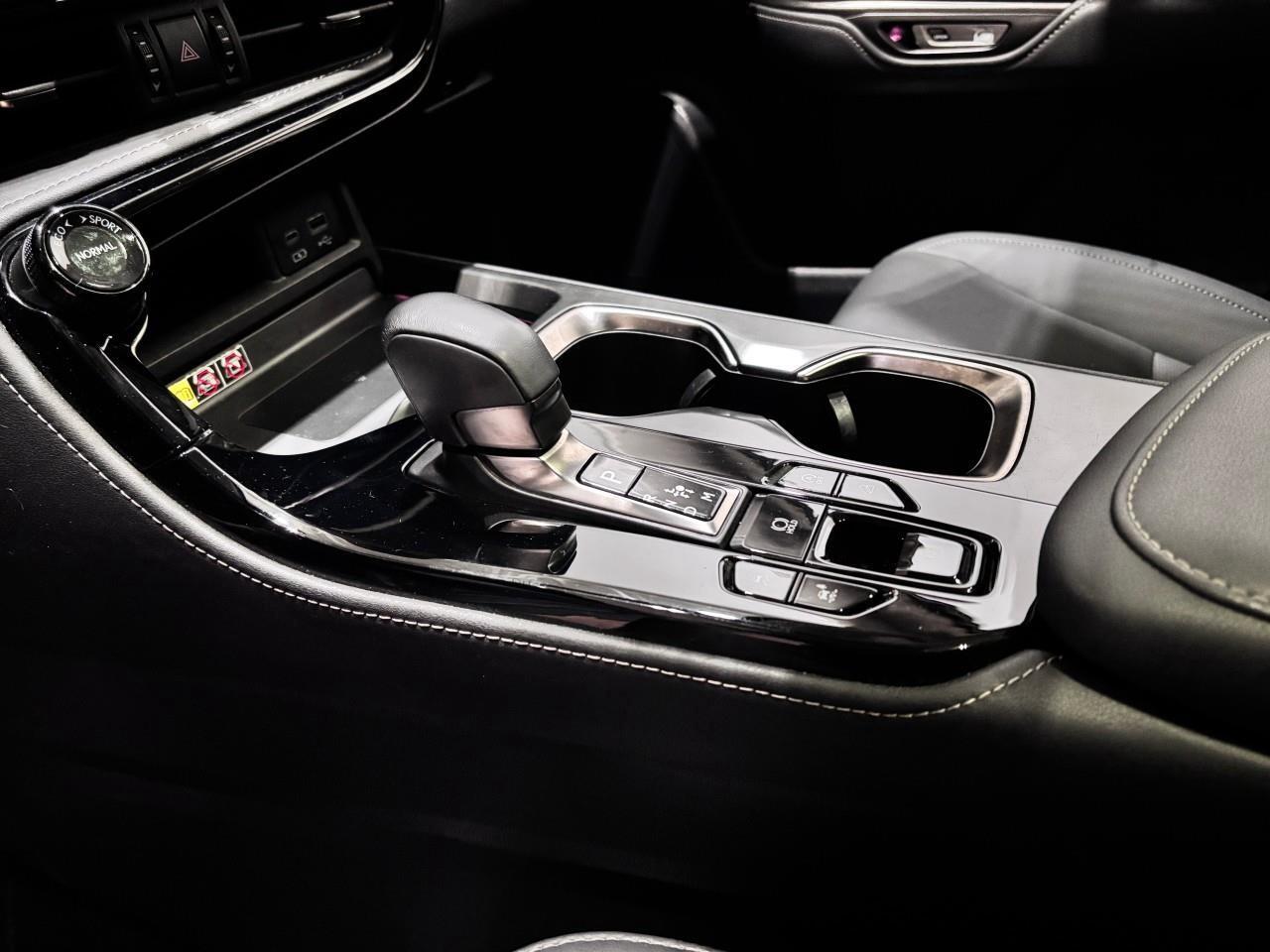 2022 Lexus NX 350 Carfax Clean   One Owner Photo