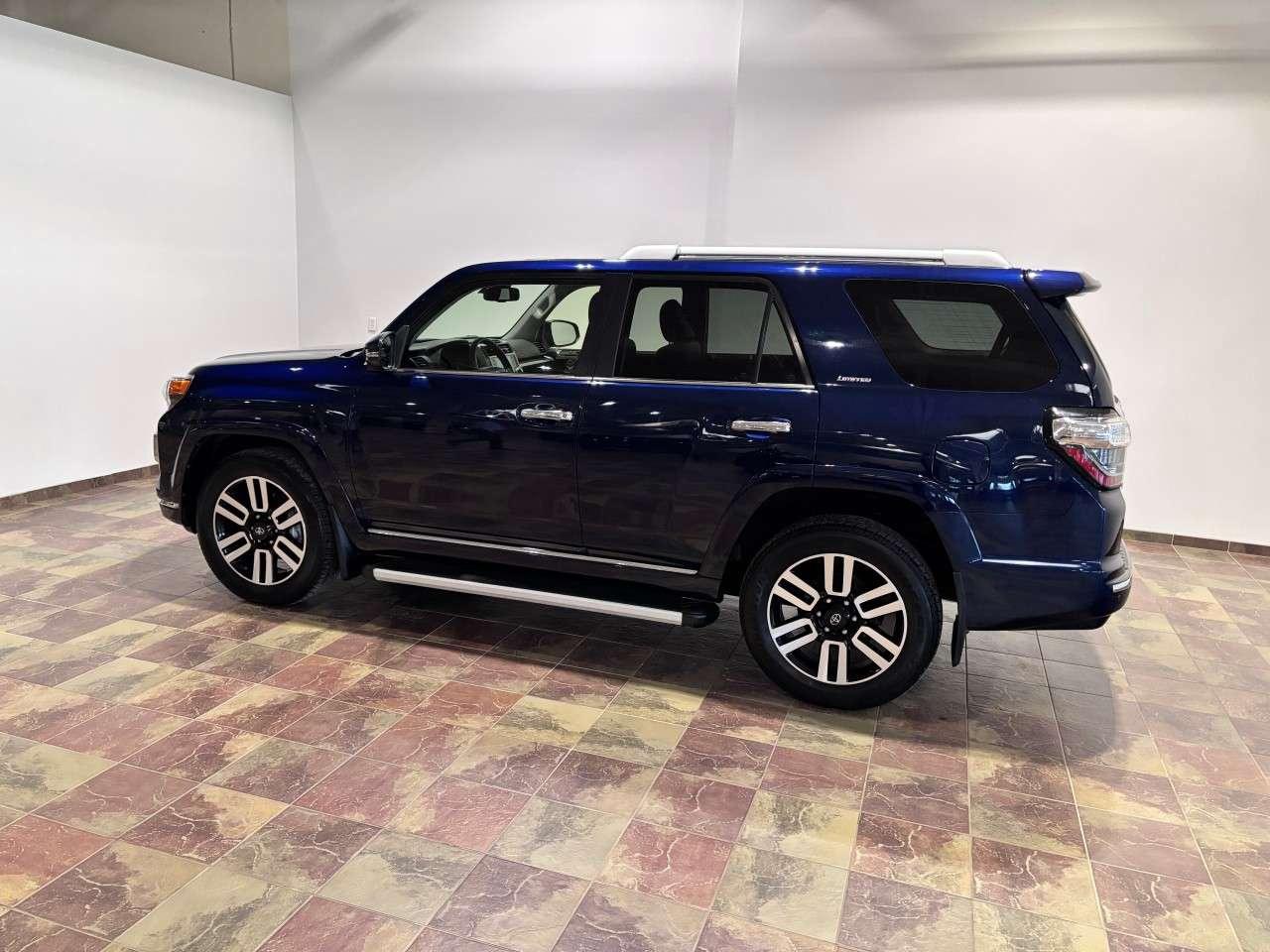 2021 Toyota 4Runner 4WD Photo