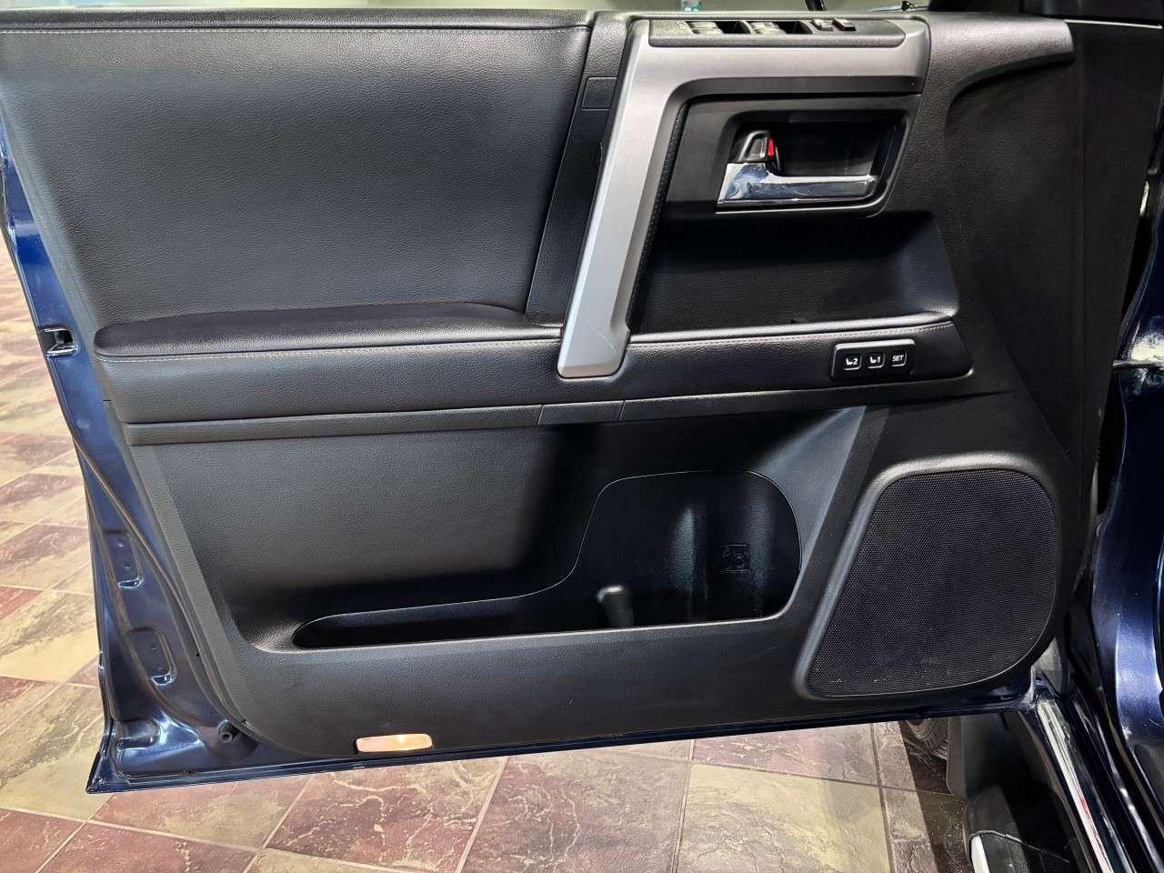 2021 Toyota 4Runner 4WD Photo