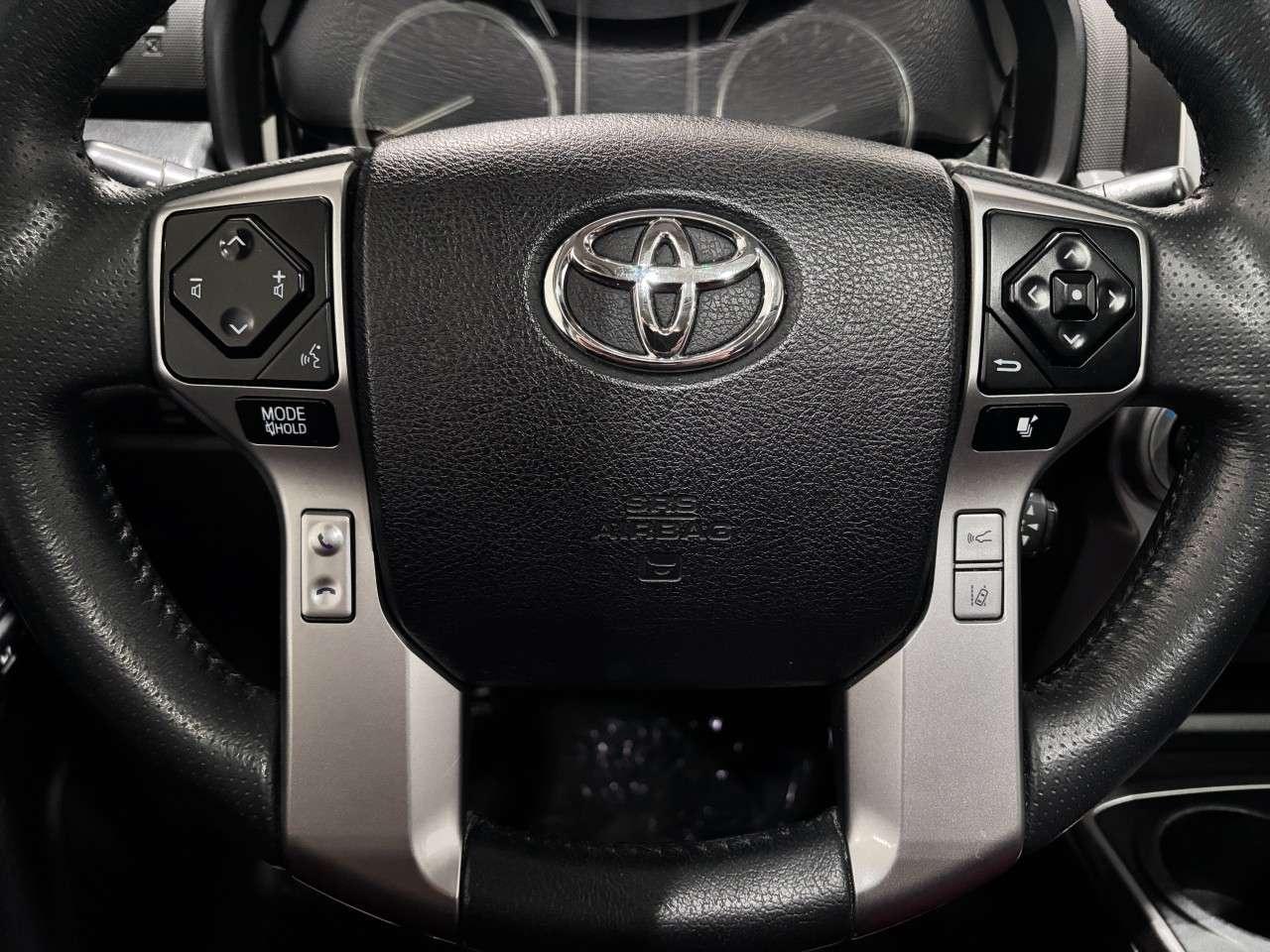 2021 Toyota 4Runner 4WD Photo