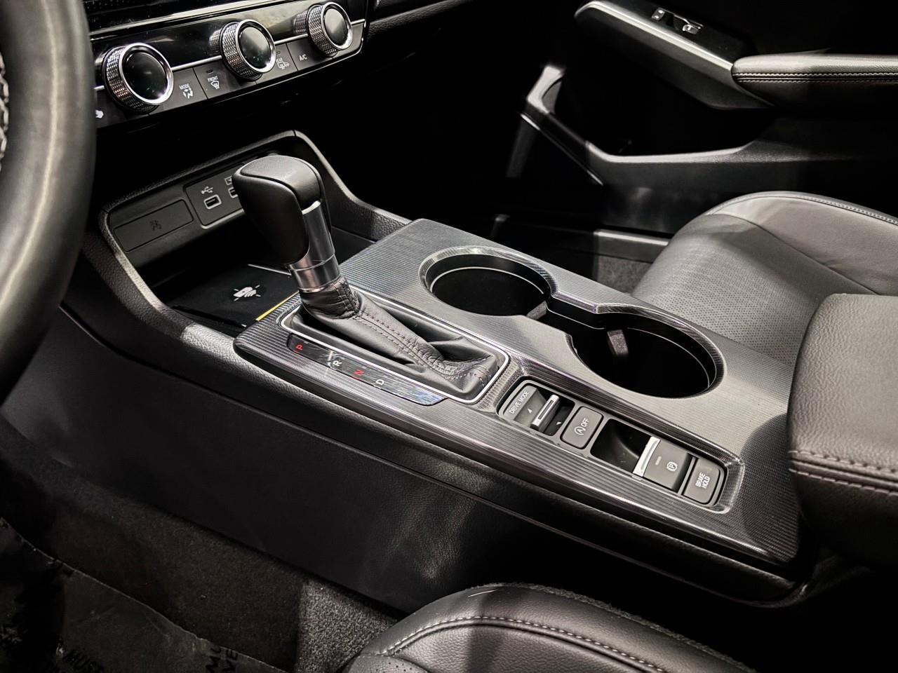 2023 Honda Civic Sport Touring Photo