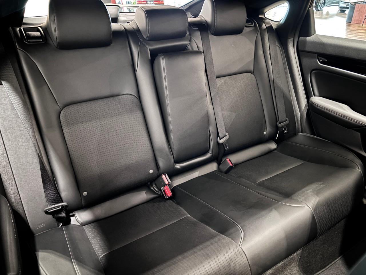 2023 Honda Civic Sport Touring Photo