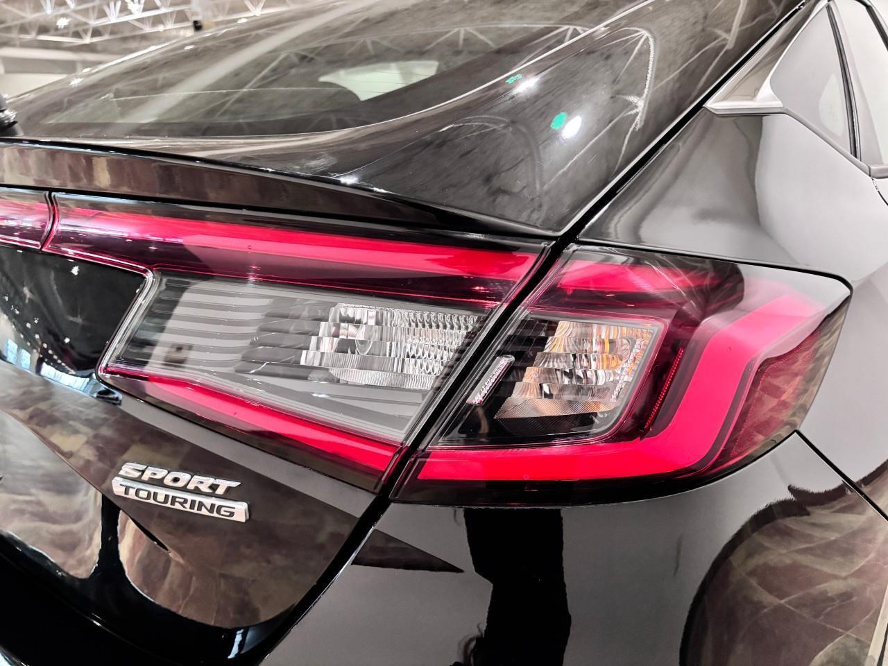 2023 Honda Civic Sport Touring Photo