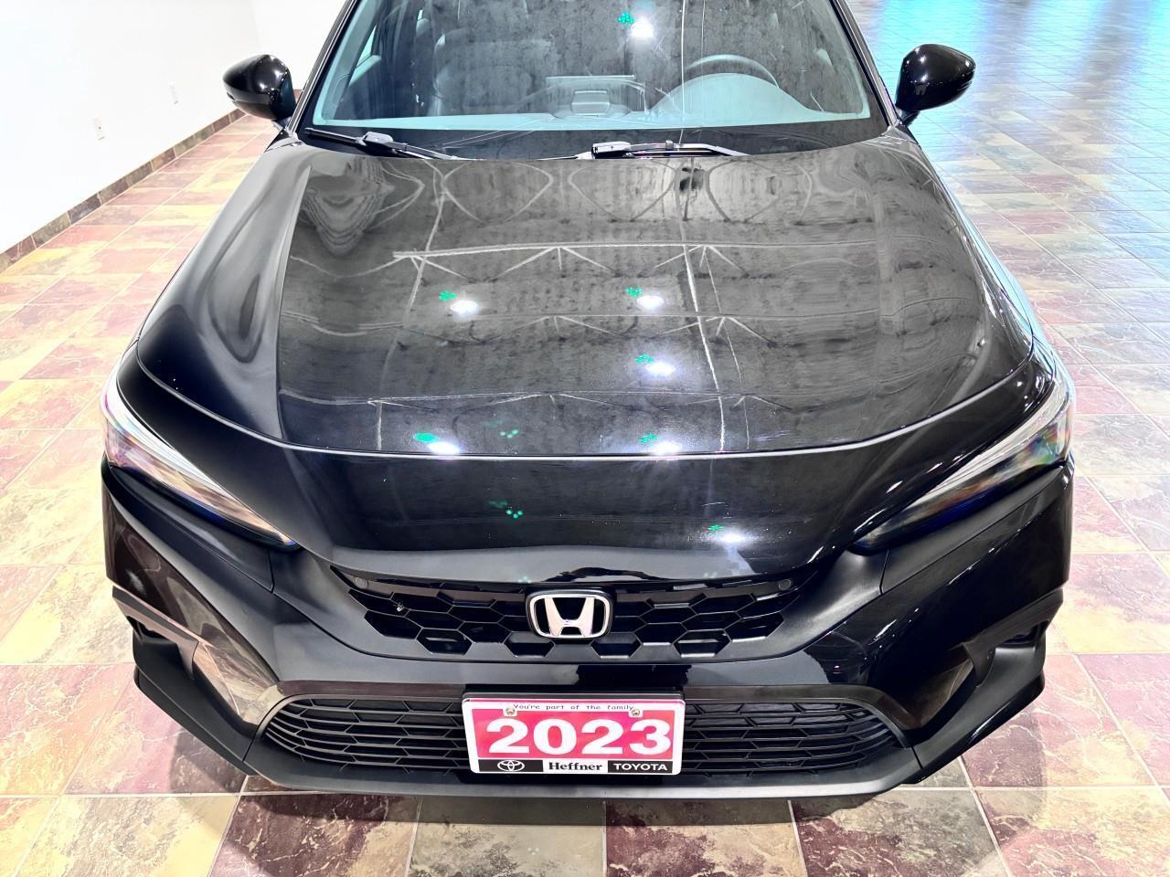 2023 Honda Civic Sport Touring Photo